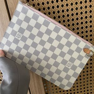 Louis Vuitton Azur Neverfull Wristlet